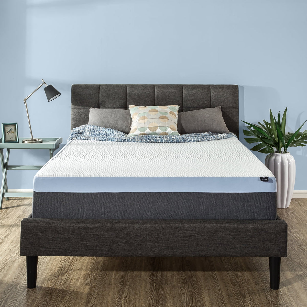 12 Gel Memory Foam Mattress Queen Q1006