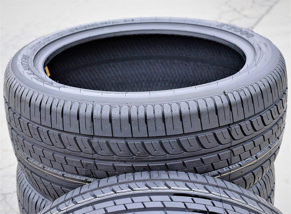 235/55R19 105V XL Passenger Tire M820