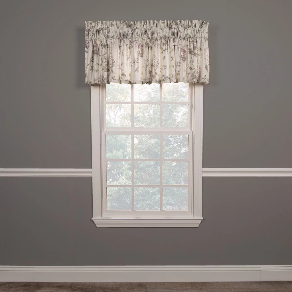 Tailored Valance V38839
