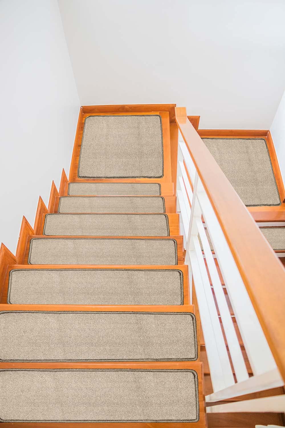 13-Piece Non-Slip Stair Treads with Landing Mat V583065